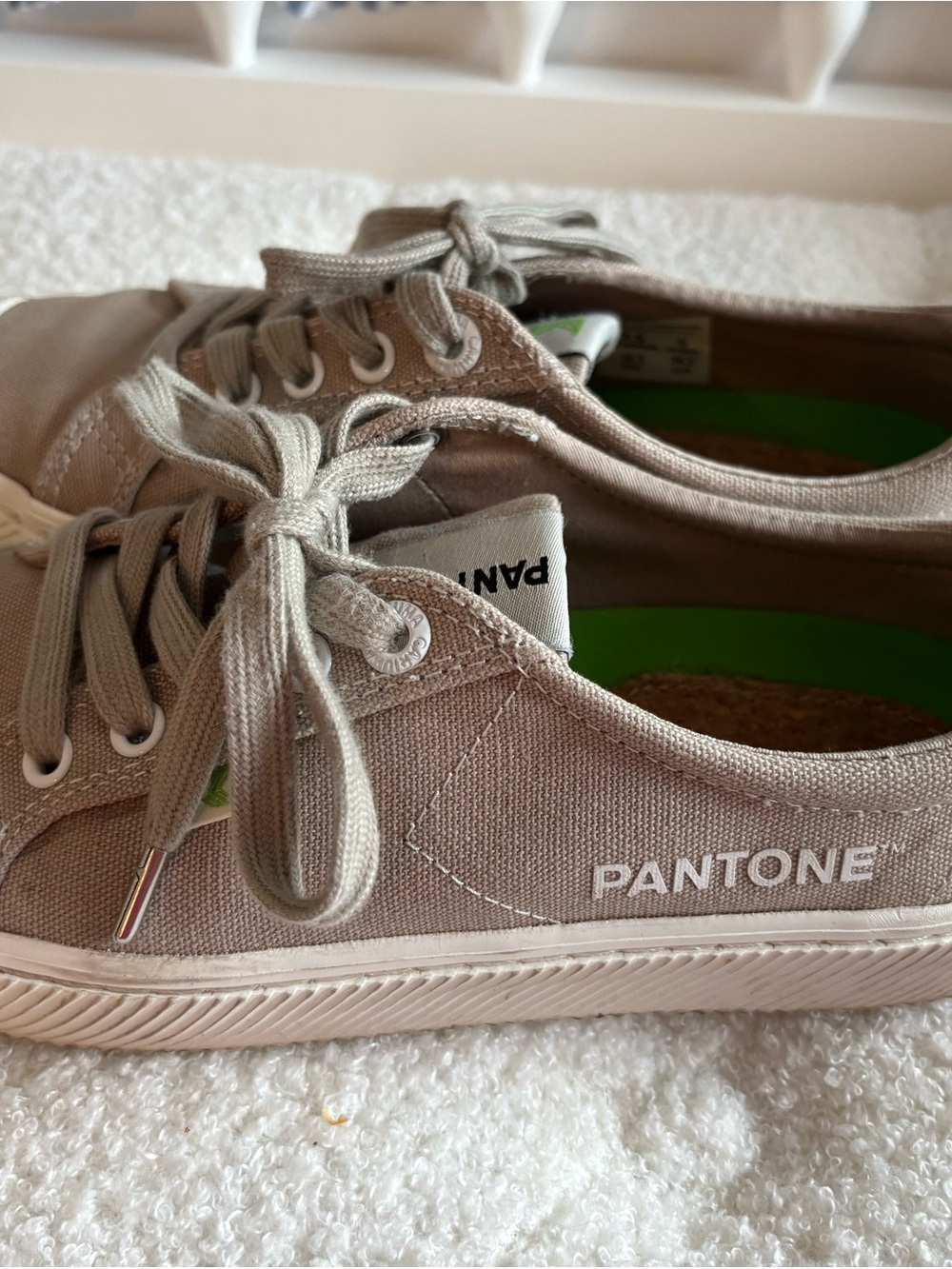 Cariuma ladies Taupe Canvas Sneakers